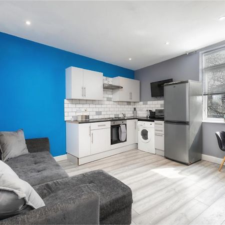 Stockton Town Centre Studio Apartments Free Parking And Wi-Fi Exterior foto