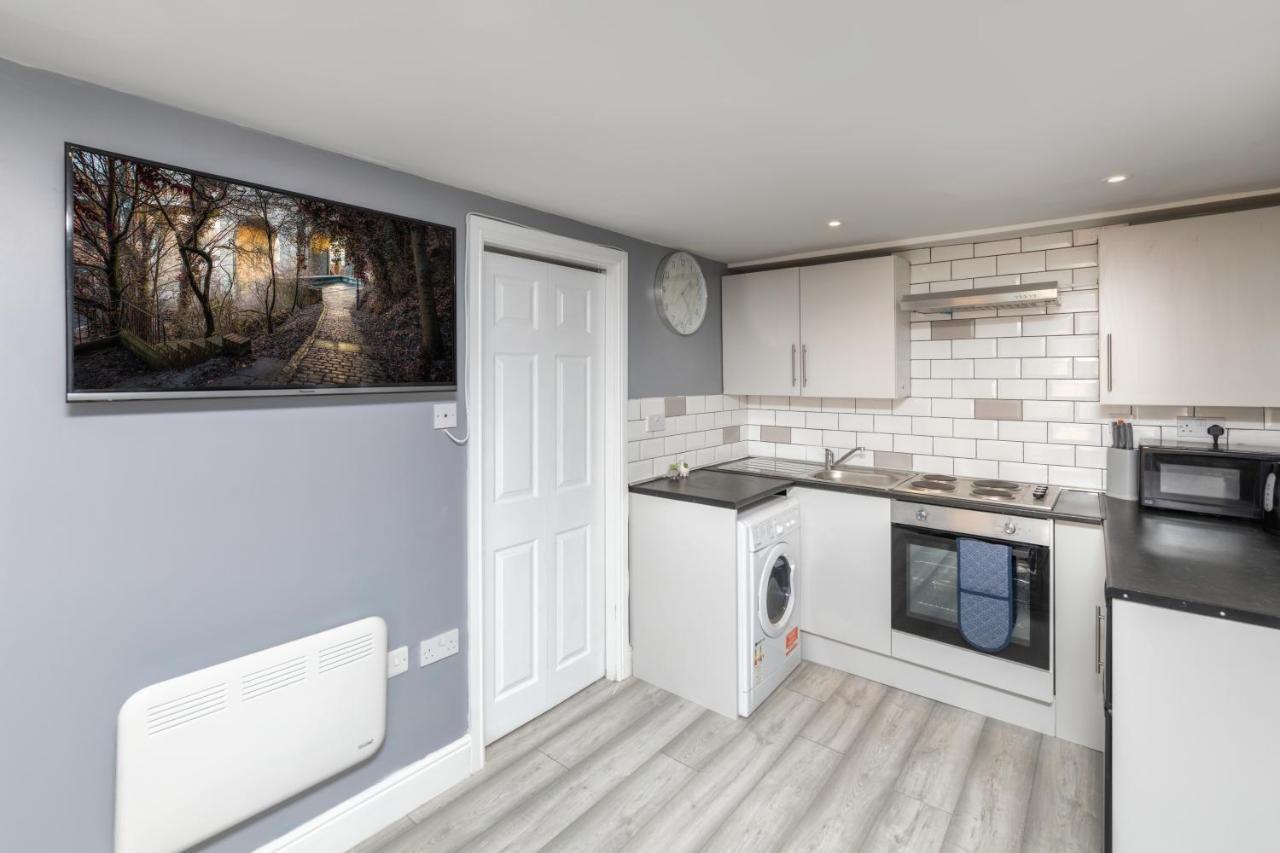 Stockton Town Centre Studio Apartments Free Parking And Wi-Fi Exterior foto